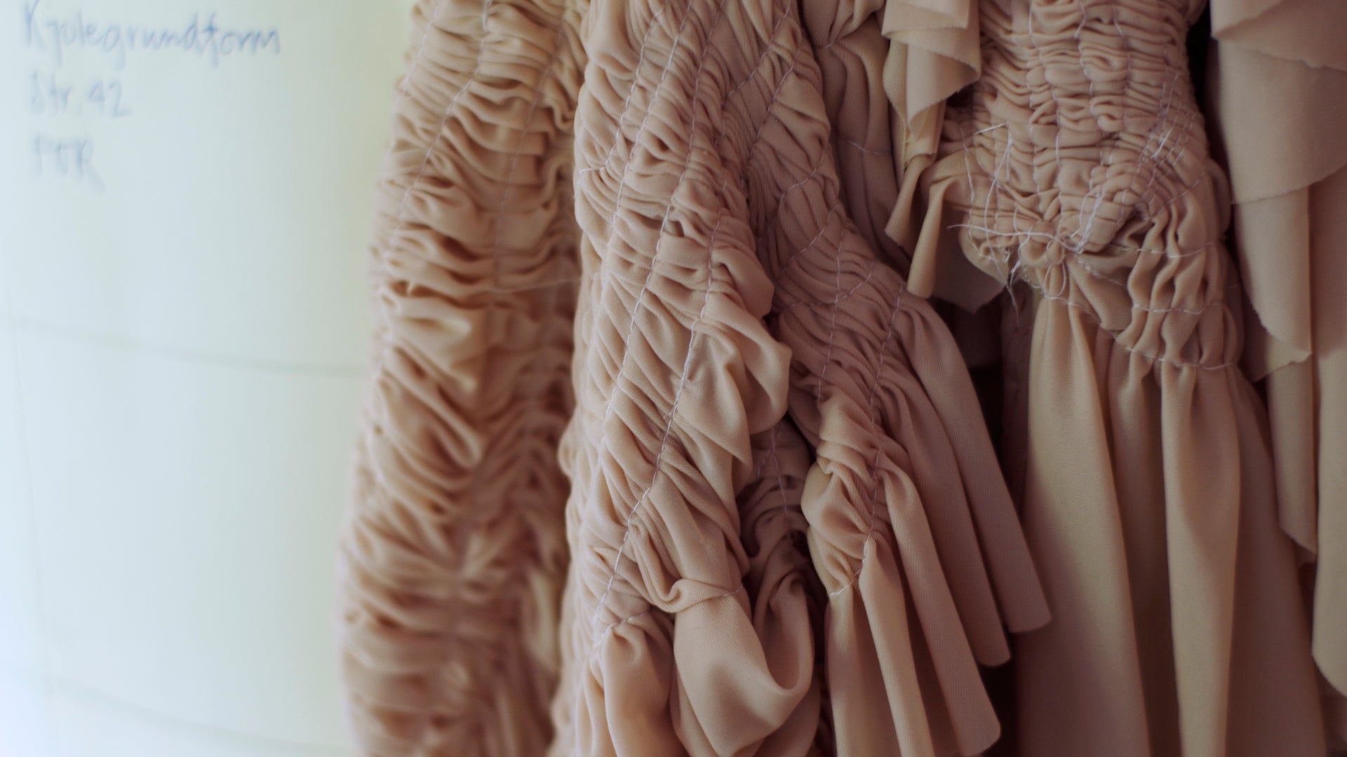 RUFFLE DRESS - Army green
