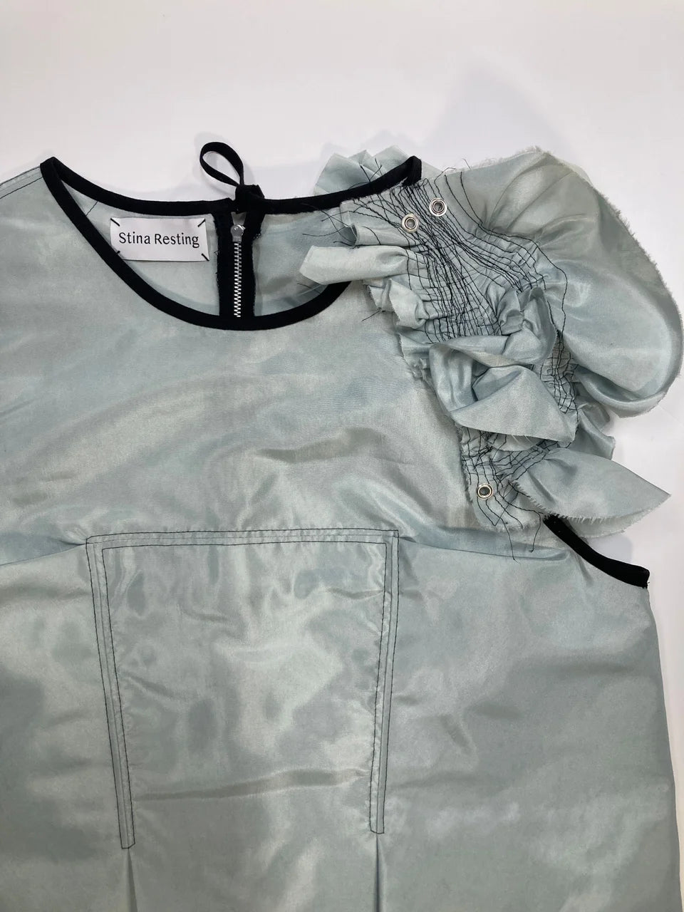 SLEEVELESS TOP - Turquoise w/ black thread