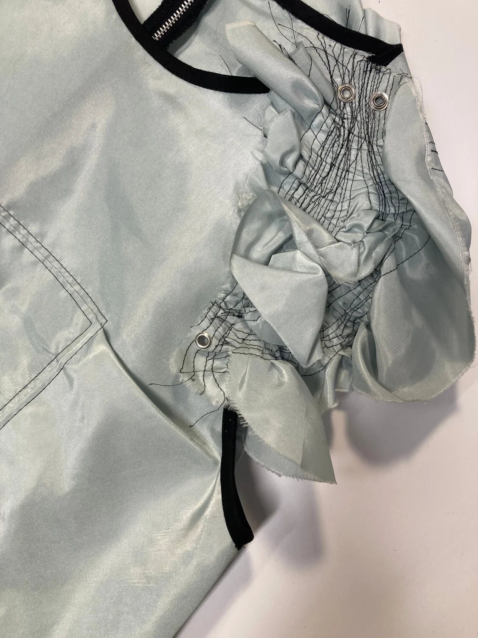 SLEEVELESS TOP - Turquoise w/ black thread