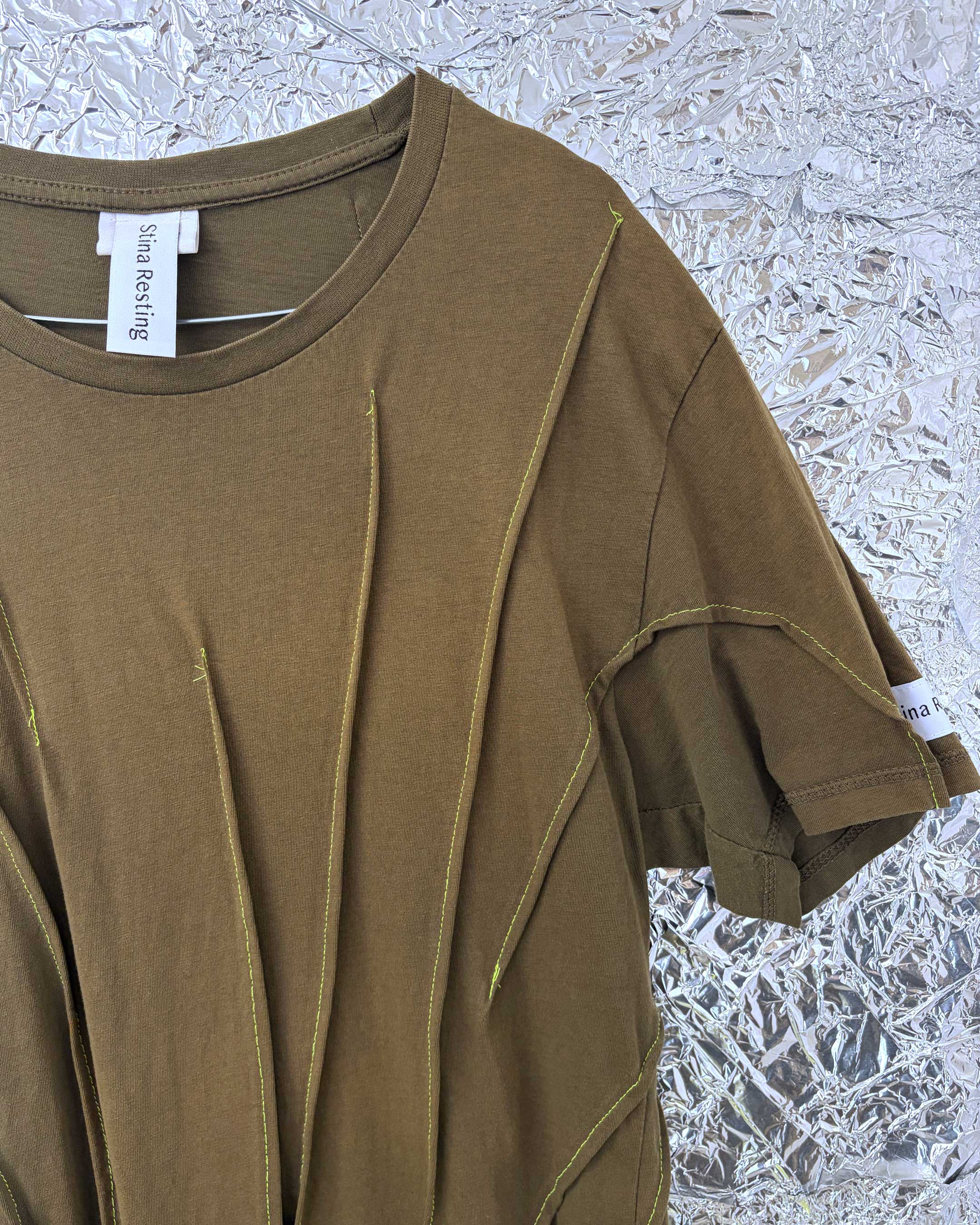 WRINKLED T-SHIRT - Army green w/ neon yellow thread - #01