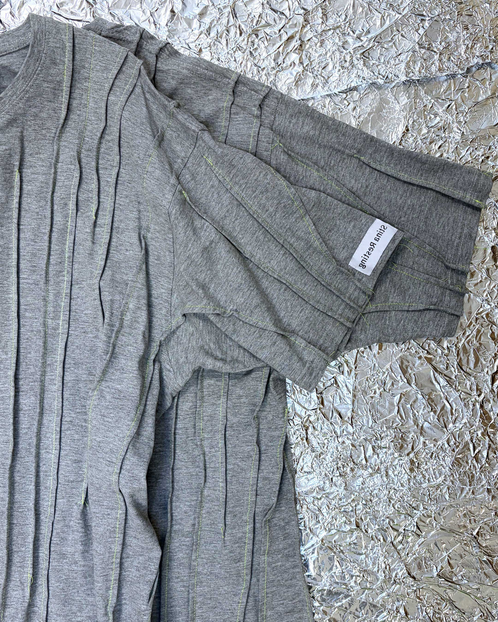 WRINKLED T-SHIRT - Grey w/ neon thread - #01